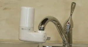 Read more about the article How to Install Brita Water Filter on Pull-Out Faucet (Easy and Straightforward)